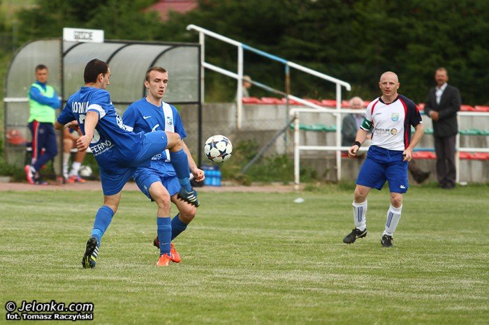 lotnik-przeskoczy-lesnika-foto-52659