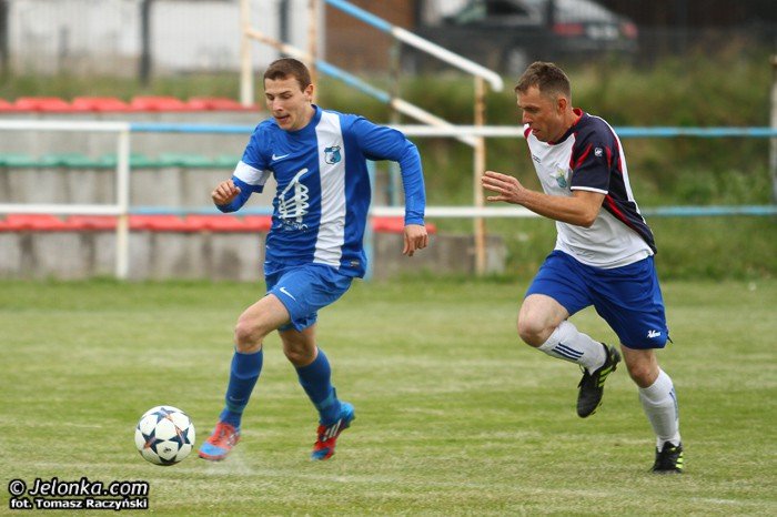 lotnik-przeskoczy-lesnika-foto-52659