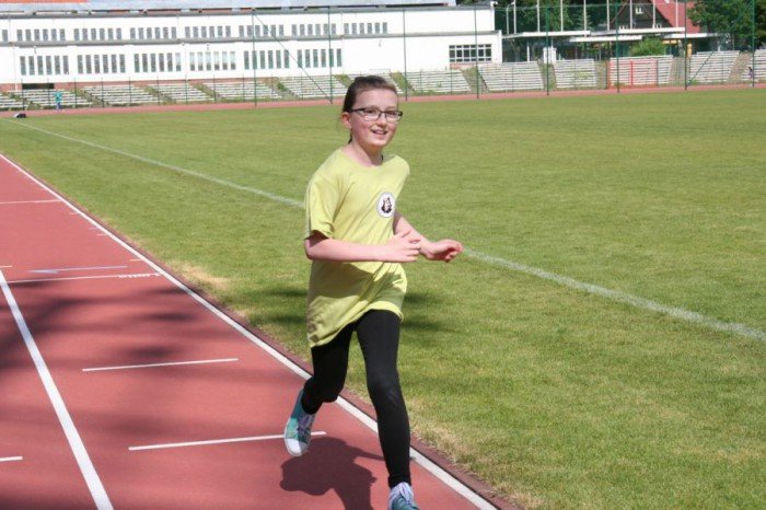 dwojka-przebiega-dystans-maratonu-foto-52719
