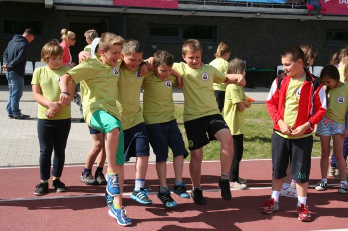 dwojka-przebiega-dystans-maratonu-foto-52719