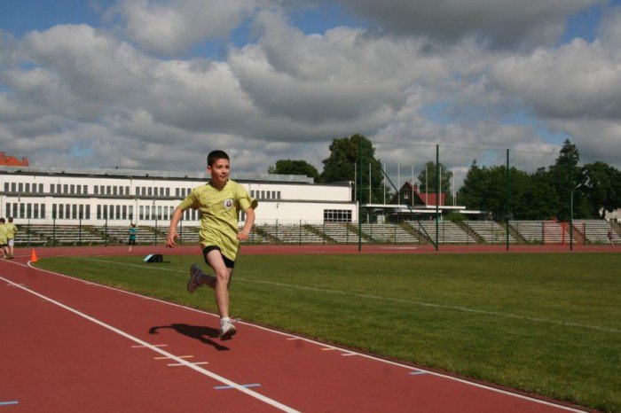 dwojka-przebiega-dystans-maratonu-foto-52719