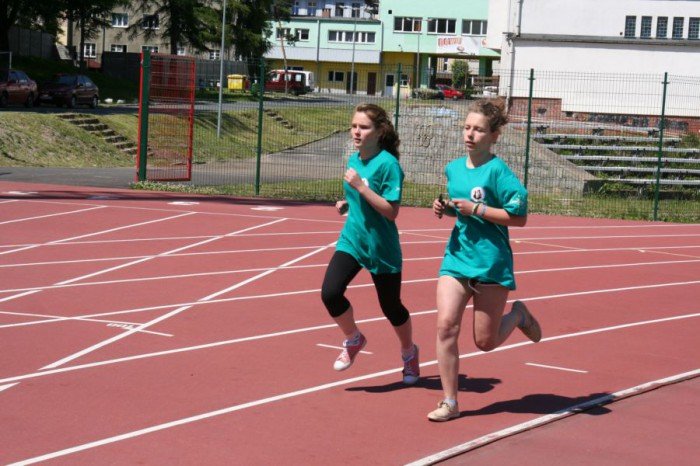 dwojka-przebiega-dystans-maratonu-foto-52719