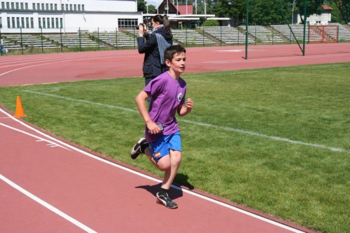 dwojka-przebiega-dystans-maratonu-foto-52719