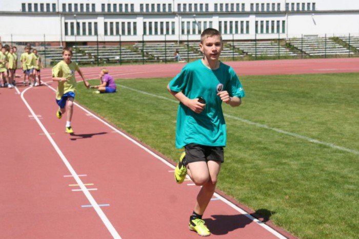 dwojka-przebiega-dystans-maratonu-foto-52719