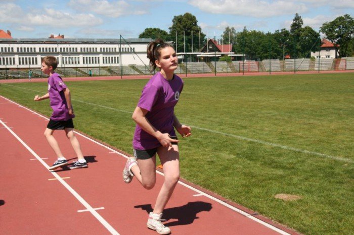 dwojka-przebiega-dystans-maratonu-foto-52719