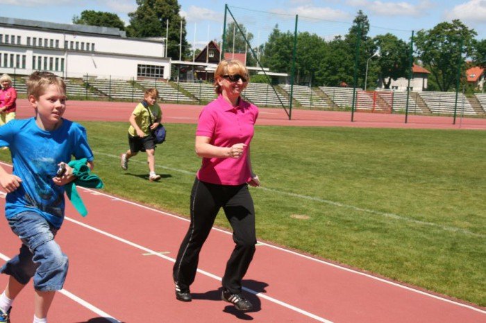 dwojka-przebiega-dystans-maratonu-foto-52719