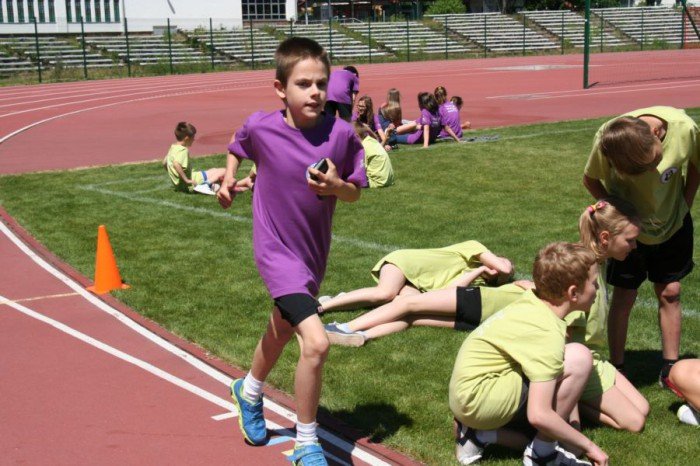dwojka-przebiega-dystans-maratonu-foto-52719