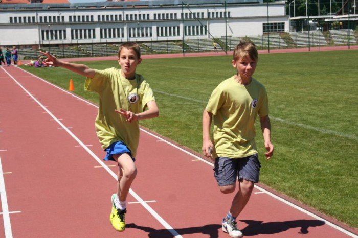 dwojka-przebiega-dystans-maratonu-foto-52719