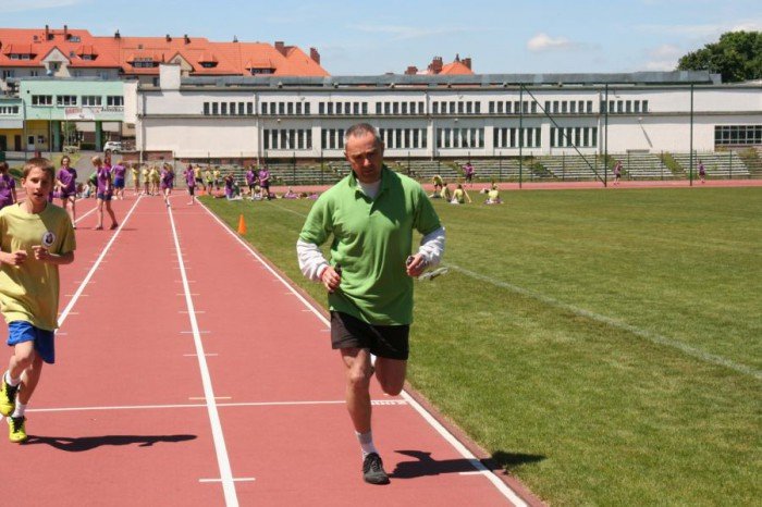 dwojka-przebiega-dystans-maratonu-foto-52719