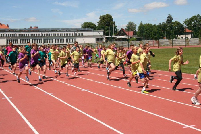 dwojka-przebiega-dystans-maratonu-foto-52719