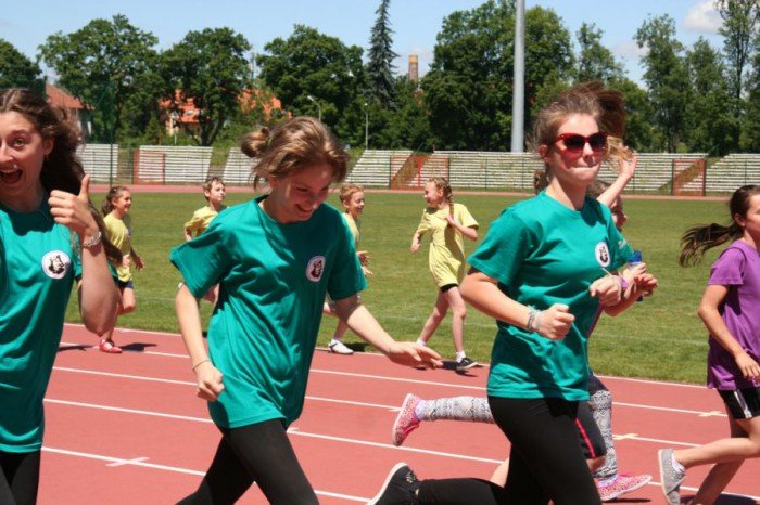 dwojka-przebiega-dystans-maratonu-foto-52719