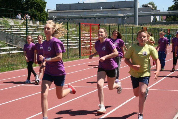 dwojka-przebiega-dystans-maratonu-foto-52719