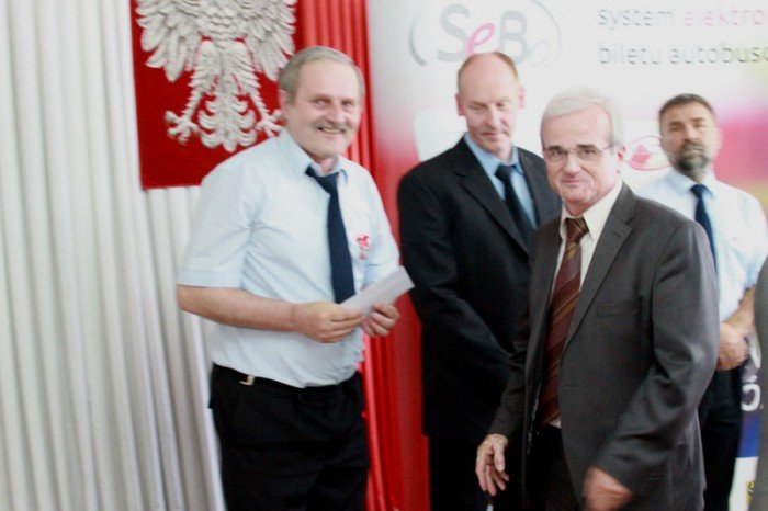 pracownicy-mzk-nagrodzeni-foto-52732