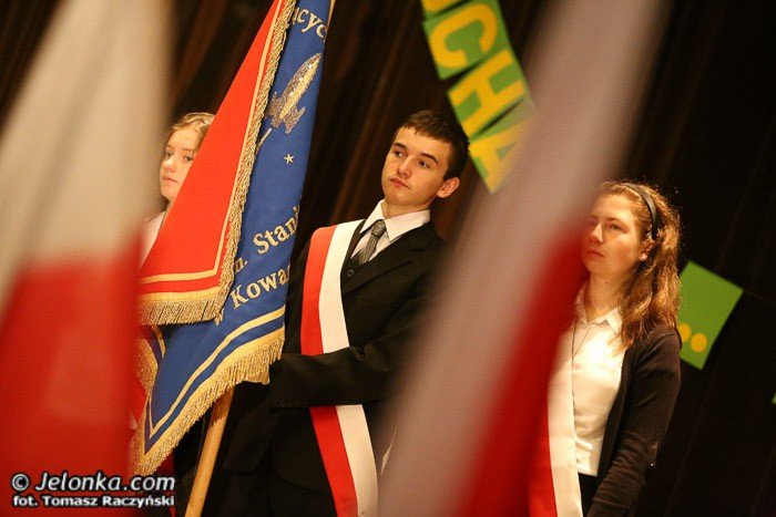 uroczyste-pozegnanie-kowarskich-gimnazjalistow-foto-52779
