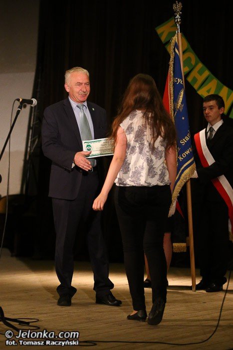 uroczyste-pozegnanie-kowarskich-gimnazjalistow-foto-52779