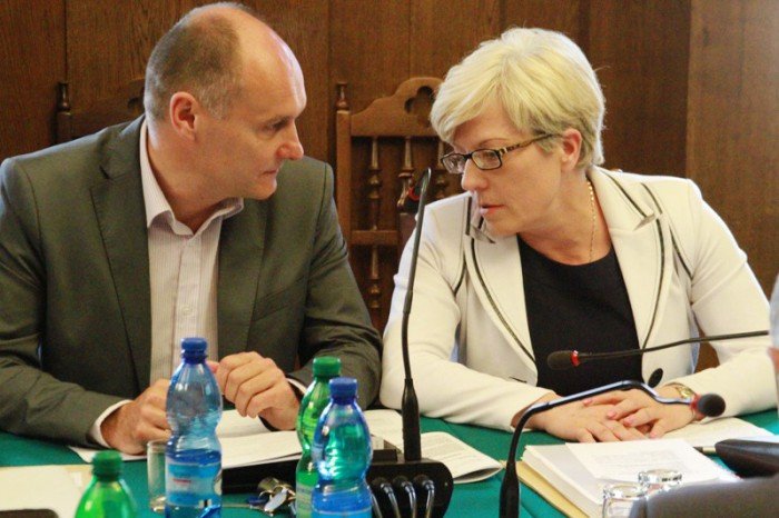 dwoja-dla-prezydenta-przedwyborczo-czy-zasuzenie-foto-52802