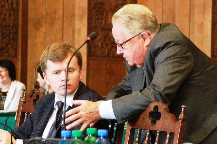 dwoja-dla-prezydenta-przedwyborczo-czy-zasuzenie-foto-52802
