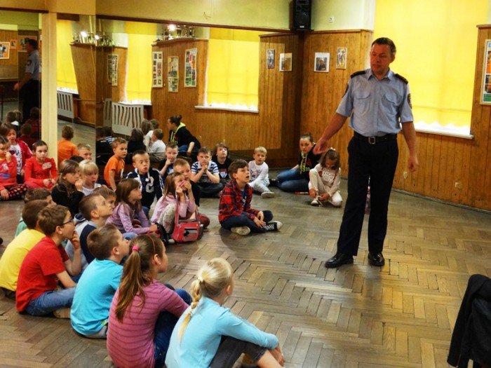 bezpieczenstwo-i-integracja-na-pokoloniach-w-mdk-foto-52821