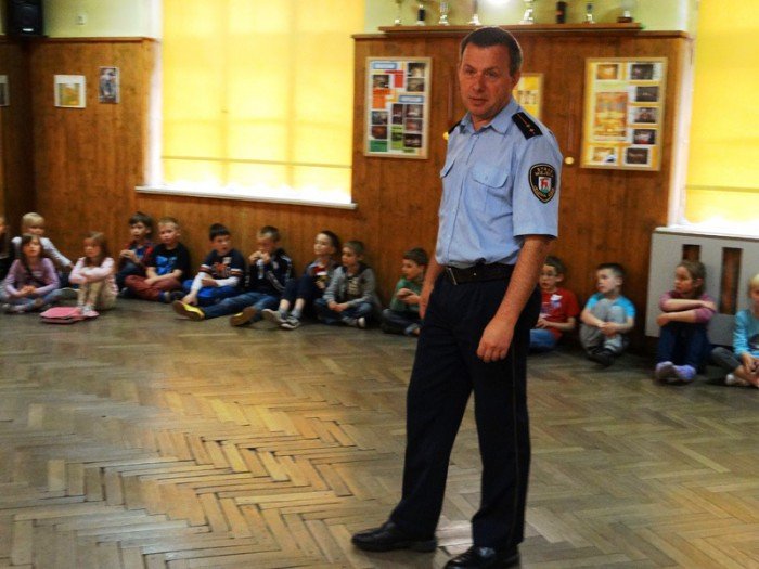 bezpieczenstwo-i-integracja-na-pokoloniach-w-mdk-foto-52821
