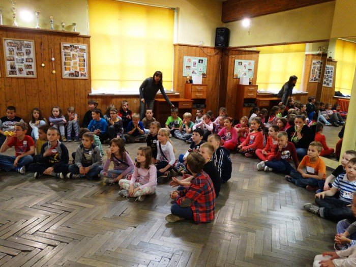 bezpieczenstwo-i-integracja-na-pokoloniach-w-mdk-foto-52821