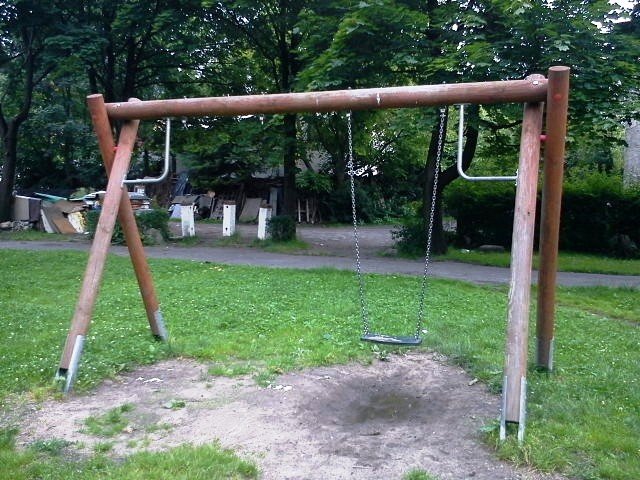 plac-zabaw-w-sobieszowie-nie-dla-dzieci-foto-52836