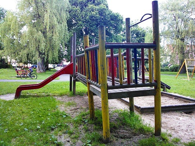 plac-zabaw-w-sobieszowie-nie-dla-dzieci-foto-52836