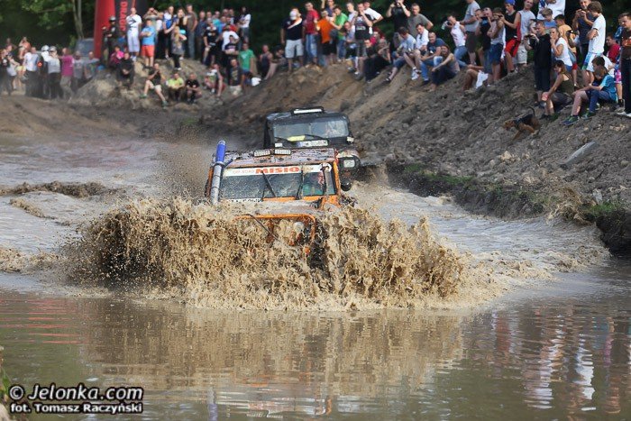 wyscig-botnym-torem-na-zakonczenie-mud-party-foto-52868