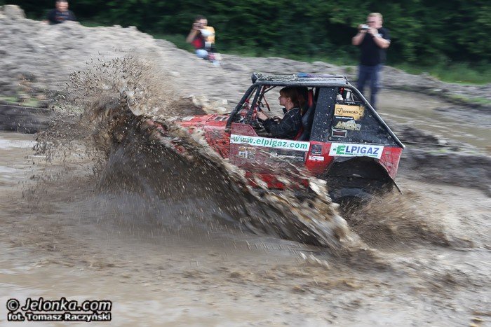 wyscig-botnym-torem-na-zakonczenie-mud-party-foto-52868