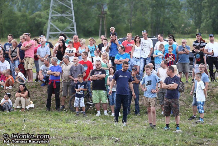 wyscig-botnym-torem-na-zakonczenie-mud-party-foto-52868
