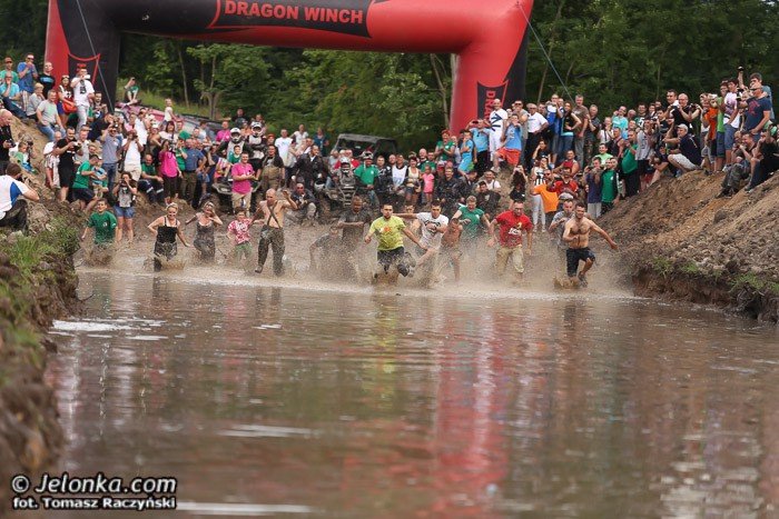 wyscig-botnym-torem-na-zakonczenie-mud-party-foto-52868