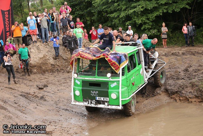 wyscig-botnym-torem-na-zakonczenie-mud-party-foto-52868