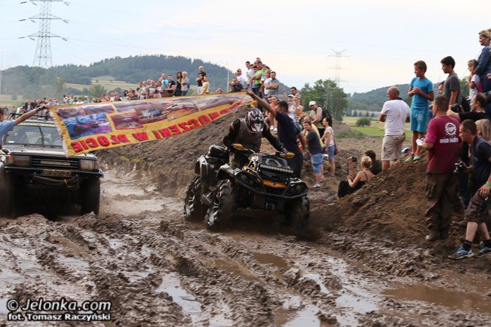 wyscig-botnym-torem-na-zakonczenie-mud-party-foto-52868