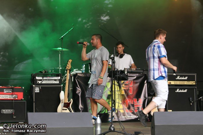 wyscig-botnym-torem-na-zakonczenie-mud-party-foto-52868