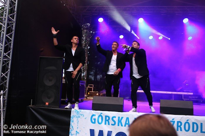 wyscig-botnym-torem-na-zakonczenie-mud-party-foto-52868