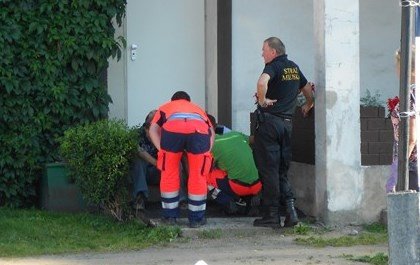jeleniogorzanin-pobi-kolegow-interweniowali-straznicy-foto-52890