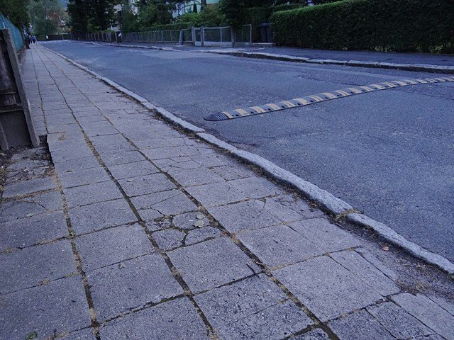 ruszya-budowa-chodnika-przy-swierkowej-a-co-z-ogrodowa-foto-52892