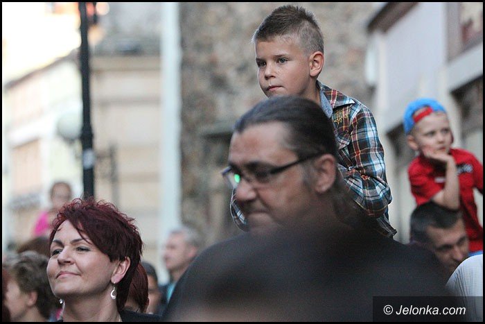 teatry-wyszy-na-jeleniogorskie-ulice-foto-52949