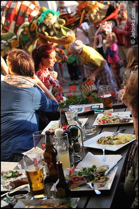 teatry-wyszy-na-jeleniogorskie-ulice-foto-52949