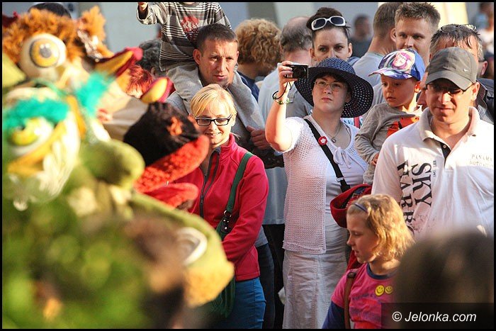 teatry-wyszy-na-jeleniogorskie-ulice-foto-52949