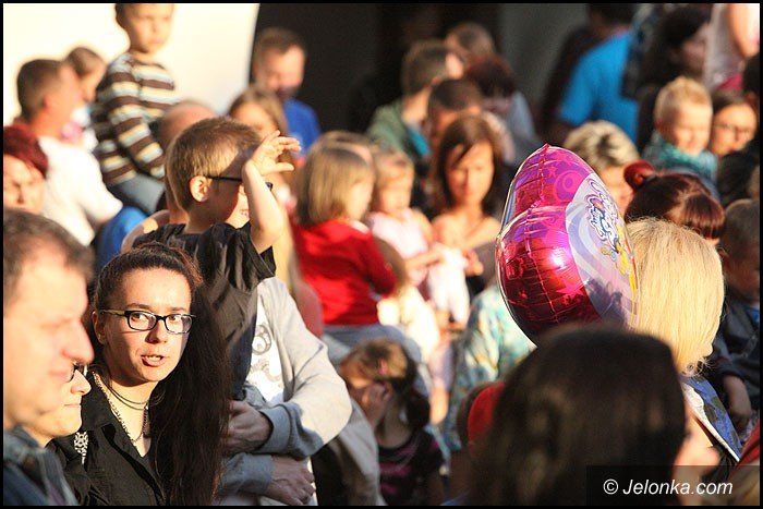 teatry-wyszy-na-jeleniogorskie-ulice-foto-52949