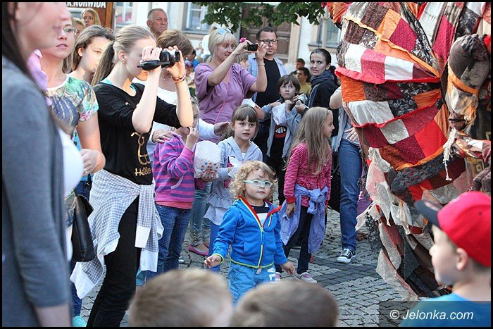 teatry-wyszy-na-jeleniogorskie-ulice-foto-52949