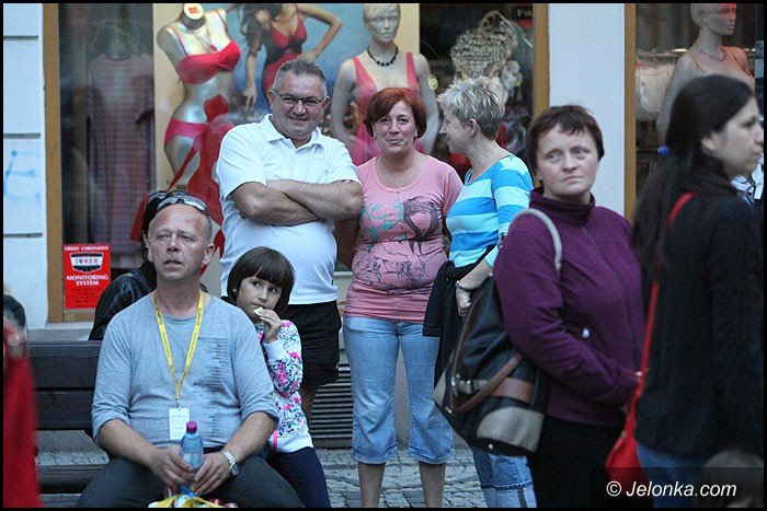 teatry-wyszy-na-jeleniogorskie-ulice-foto-52949