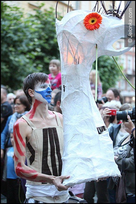 teatry-wyszy-na-jeleniogorskie-ulice-foto-52949