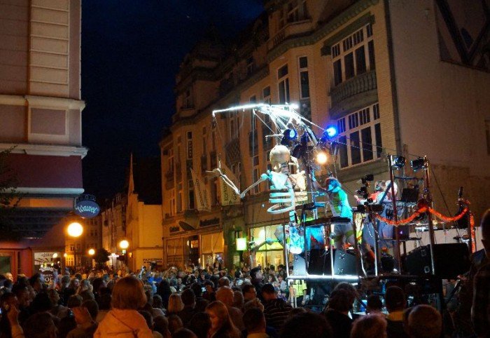 teatry-wyszy-na-jeleniogorskie-ulice-foto-52949