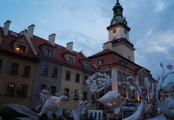 teatry-wyszy-na-jeleniogorskie-ulice-foto-52949