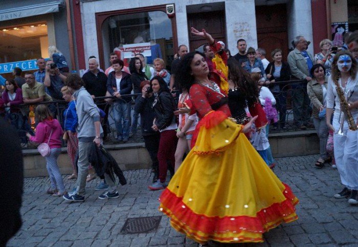 teatry-wyszy-na-jeleniogorskie-ulice-foto-52949