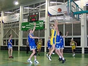 azs-kolegium-karkonoskie-kania-torun-relacja-i-foto-z-meczu-koszykowki-5299
