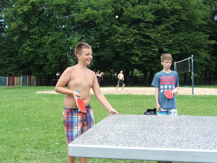 sportowa-rywalizacja-w-turnieju-pingponga-foto-53002