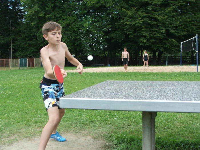 sportowa-rywalizacja-w-turnieju-pingponga-foto-53002
