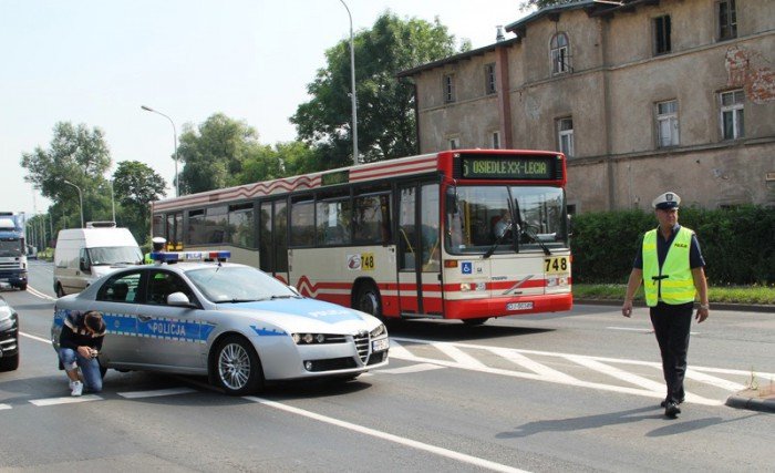 zderzenie-na-wolnosci-dwie-osoby-w-szpitalu-foto-53016
